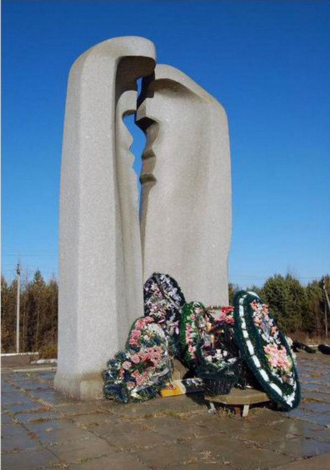3 июня 1989. Мемориал Аша — Улу-Теляк. Улу Теляк памятник.