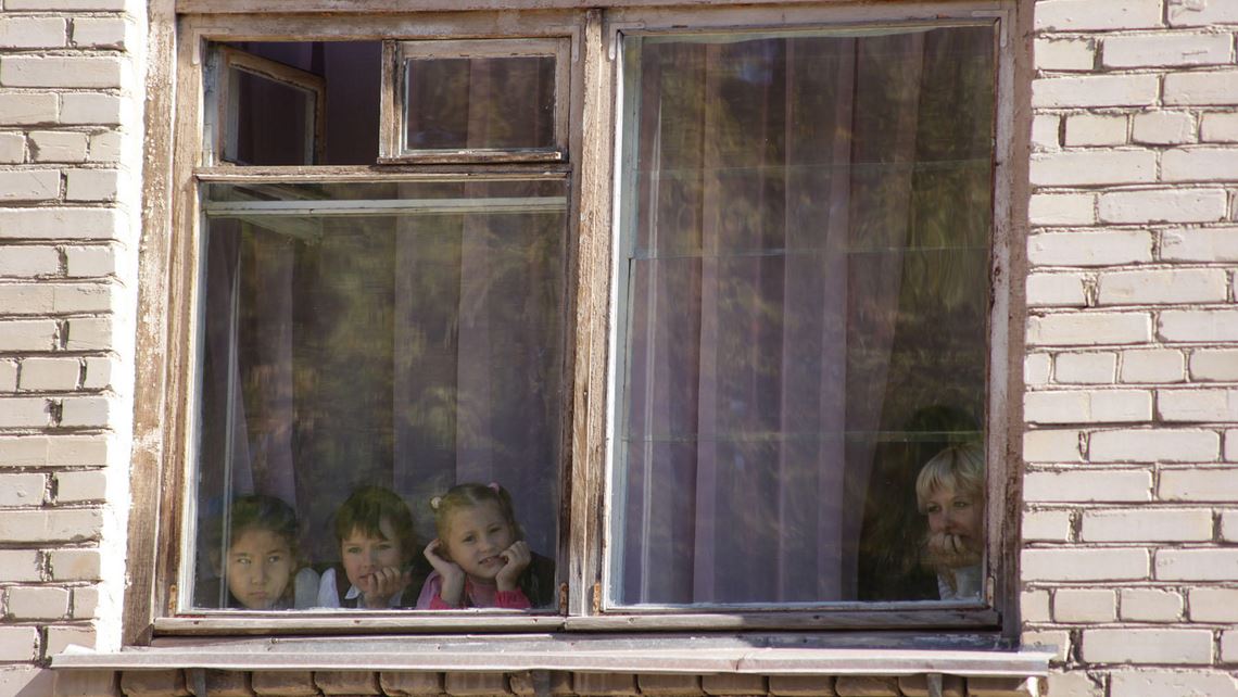окно дети