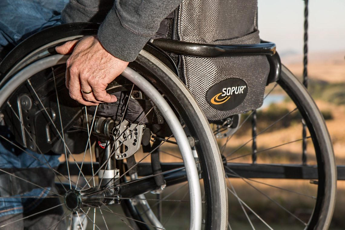 фото инвалидная коляска