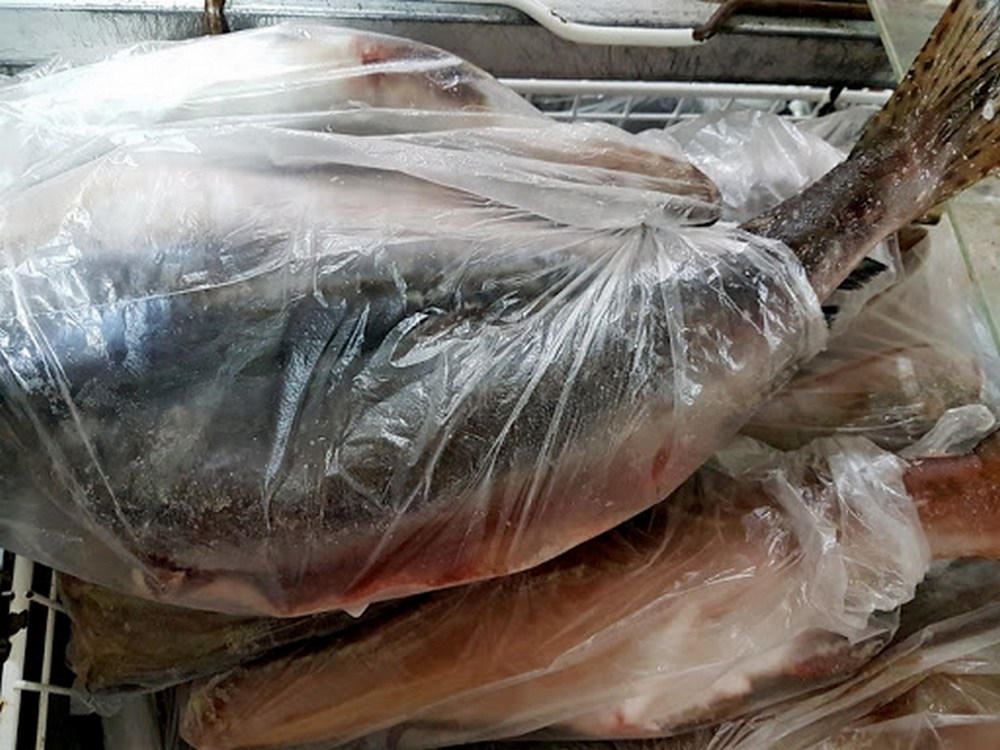 На складе в Магнитогорске обнаружили опасную рыбную продукцию