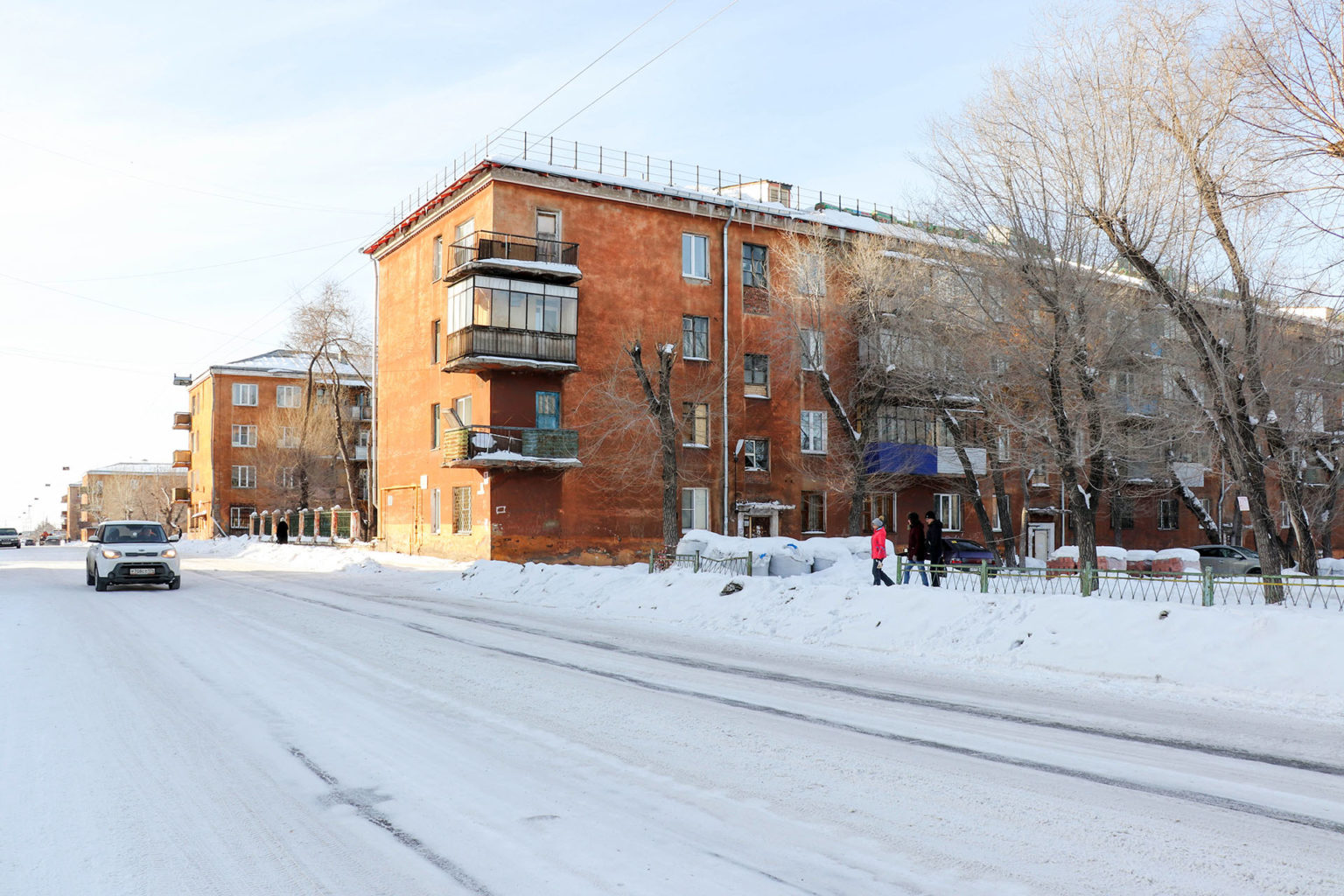 Фото дома магнитогорск. Улица Пионерская Магнитогорск. Пионерская 27 Магнитогорск. Пионерский 27 Новокузнецк. Ул. Пионерская, д. 27. Магнитогорске.