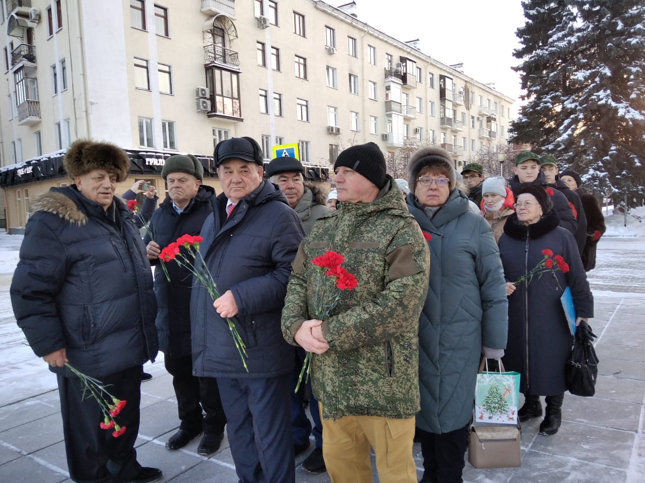 Воин-освободитель родом из Кузбасса. Акция «Маршрут памяти-2022» завершилась поездкой в Кемерово