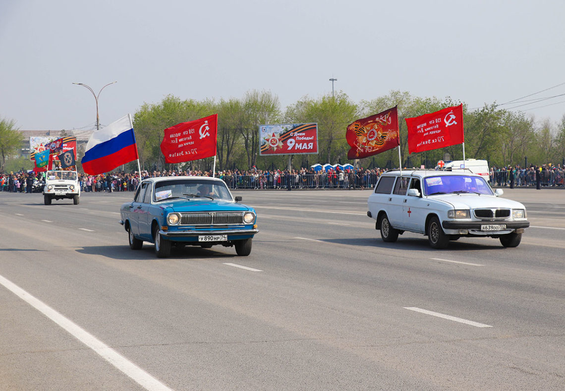 Парад магнитогорск 2024 9. Парад 9 мая. Парад в Челябинске. Парад машин на 9 мая. Парад Победы Челябинск.