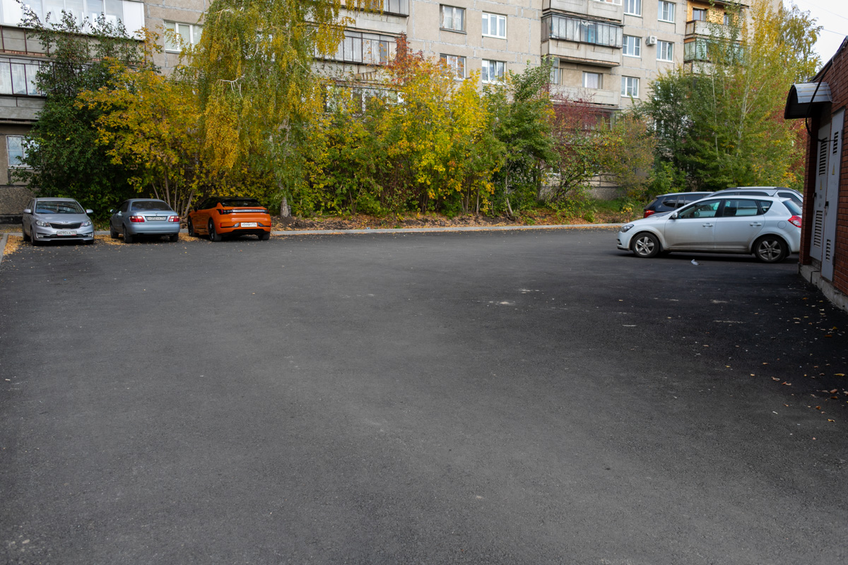 Просили? Сделали! В Магнитогорске появляются новые парковки и детские площадки по инициативе жителей