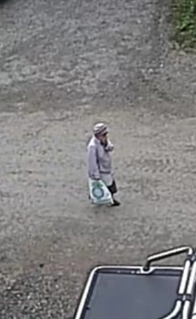 Ищут по уличным камерам, прочёсывают город: Дезориентированная пенсионерка пропала вчера утром в Магнитогорске