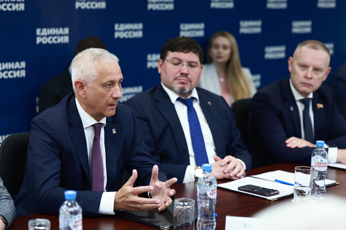 «Единая Россия» поддержала выдвижение Алексея Текслера на губернаторские выборы