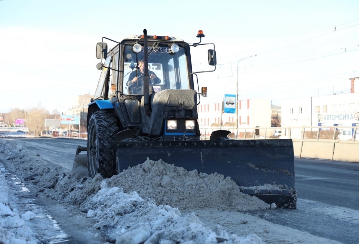 Уборку улиц от снега контролирует администрация Магнитогорска