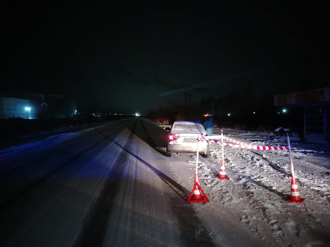 В ДТП в Магнитогорске пострадали трактор и дорожный рабочий