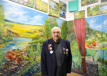 Жизнь дана для созидания: самодеятельный художник из Магнитогорска создает арт-проект к юбилею города
